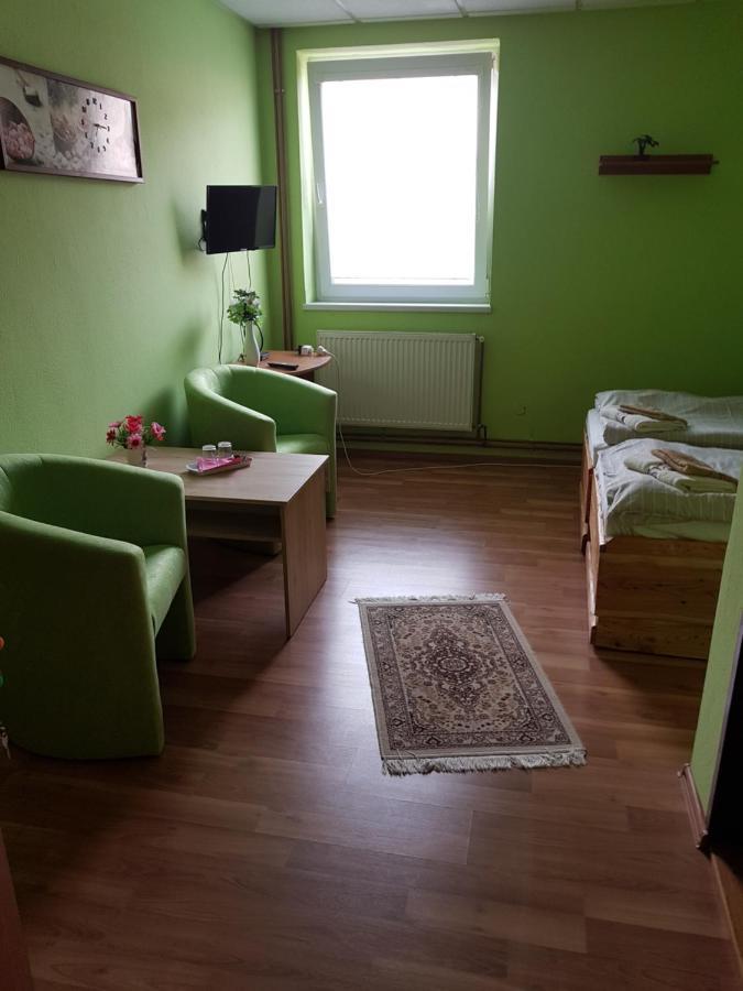 Fan Fan Penzión Rožňava Exterior foto